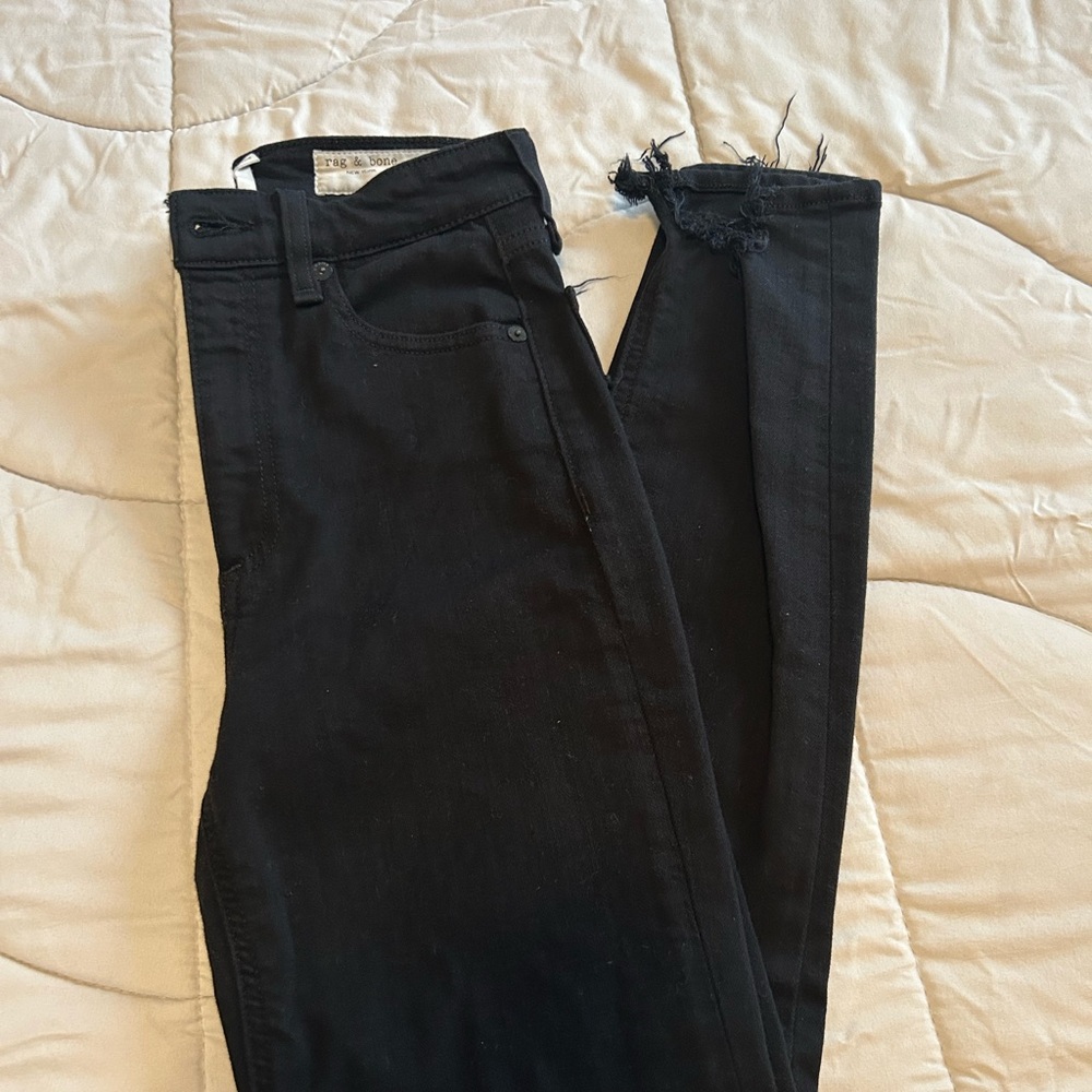 rag & bone Women's Distressed Black Skinny Jeans